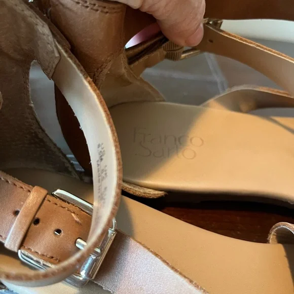 Franco Sarto Brown Sandals Minimalist Design - Picture 4 of 4